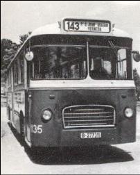 Un autobus de la lnea 143