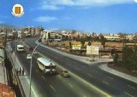Autobus cruzando el puente de San Adrian, en 1968