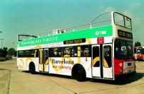 Autobus 100 en las cocheras