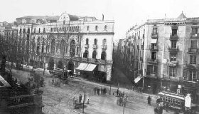 Tranvias en el Pla de la Boqueria